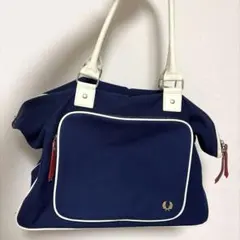 FRED PERRY ボストンバッグ ホワイト ネイビー未使用品レトロデザイン