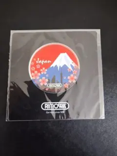 リモワ　非売品　日本限定ステッカー　富士山と桜のデザインのサムネイル