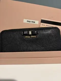 miumiu 長財布のサムネイル