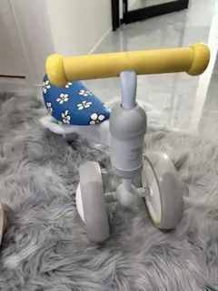 ディックブルーナ ミッフィー 三輪車 - メルカリ