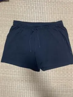 Lululemon 黒 ショートパンツ バックポケット付きのサムネイル