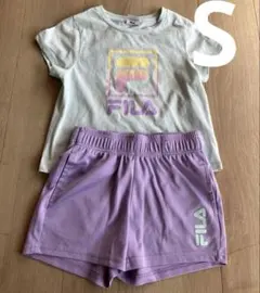 FILA フィラ　Tシャツとショートパンツセット　セットアップ
