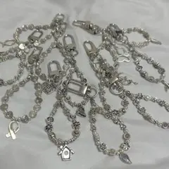 【値下げ中】ハンドメイド　ビーズストラップ　ビーズキーホルダー　ビーズキーリング