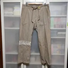 A5744 【最終価格】カールヘルム ベージュパンツ Oサイズのサムネイル