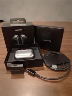 Samsung Galaxy Buds3 Pro ワイヤレスイヤホンのサムネイル