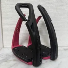 Item thumbnail for item cfd04d9c-0c6c-4d50-bfc3-101cc523a602