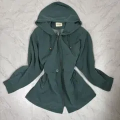 大人カジュアル フード付きブルゾン ジップアップ くすみグリーン ミリタリー系