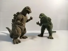 【レトロ】当時物　ゴジラフィギュア 2体セットのサムネイル