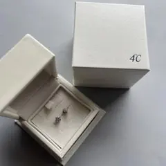 4℃ ホワイトゴールドピアス