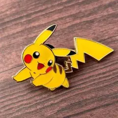 海外希少品 】世界大会 ロンドン ピカチュウ ポケモン 金属製