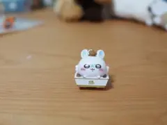 モモンガ　くら寿司　ちいかわ　キーホルダー