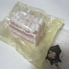 Ding jingle bells 3層トースト 濃ピンク スクイーズ - メルカリ