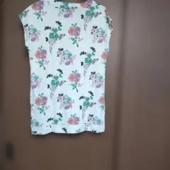 SIMPLE LIFE 花柄 フレンチ袖 Tシャツ Mサイズのサムネイル