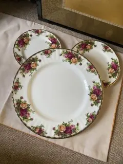 Royal Albert Old Country Roses 皿 大中小3枚のサムネイル