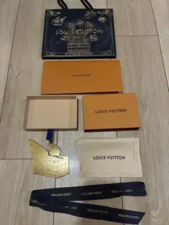LOUIS VUITTON ショップ袋とギフトボックスと領収書入れ