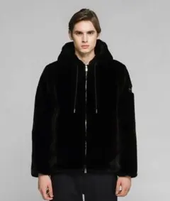 美品　TATRAS ボアブルゾン　オルヤン　付属　ハンガーのサムネイル