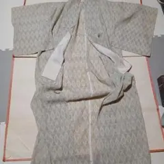 小紋単衣 着物 幾何学模様 ライトグレー系