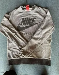 NIKE トレーナー　Sサイズ