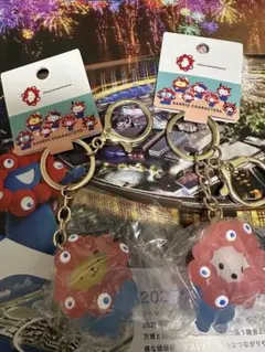 2こ　ポムポムプリン　ポチャッコ　サンリオ　ミャクミャク　クリアカラーパンフ付き