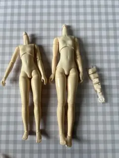 オビツ　可動ボディ 2体セット ハンドパーツ付き