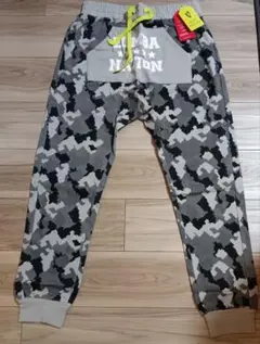 zumba迷彩デザインのロゴ入りロングパンツ　L