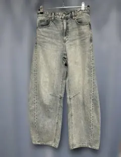 【美品】GU ジーユー　バレルレッグジーンズ