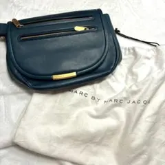 MARC BY MARC JACOBS レザーショルダーバッグ 保存袋付のサムネイル
