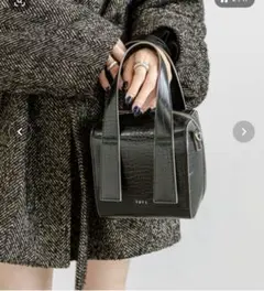 loti クロコボックスボストンBAG