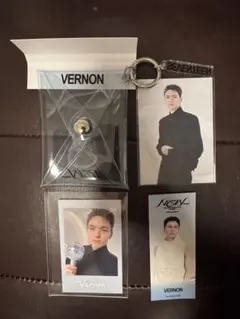 SEVENTEEN NEW_バーノン　ミニポーチ＆インスタントフォト＆ステッカー