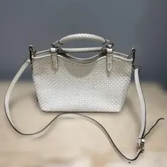 美品✨ペリーコ イントレチャートハンドバッグ ホワイト 白 - メルカリ