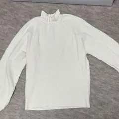 アイボリーリブ編みニット ハイネック