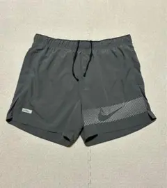 NIKE ランニングショートパンツ　インナー付　短パン　グレー　XL 新品