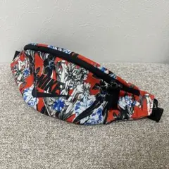 Nike 花柄 ボディバッグ