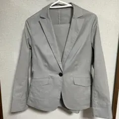 グレー テーラードパンツスーツ