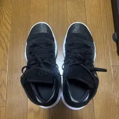 バスケットボールシューズ ブラック ハイカット