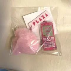 PLAZA PINKトリプルキーホルダー　非売品
