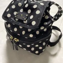 【美品】ケイトスペード　リュック　ブラック　ドット　水玉