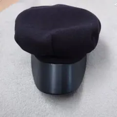 黒のキャスケット帽 ウール素材