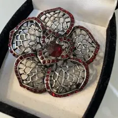 新品★キラキラ★ヴィンテージ★ブローチ★お花★フラワー★赤★スワロフスキー