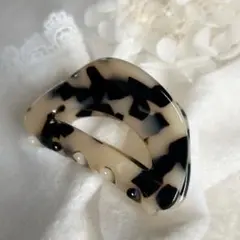 [ココル] ぽってりシンプルバンスクリップ ミニヘアクリップべっこう風　ベージュ