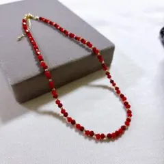 赤　ゴールド　ビーズネックレス