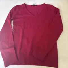 INGNI Vネック 長袖ニット 濃いピンク　マゼンダ