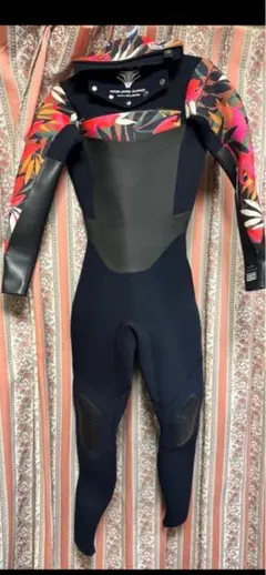 billabong ビラボン　ウエットスーツ　レディース