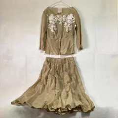 の*ぃ様 シビラ（Sybilla）トップスとスカートのセットアップ 薄手のカーキ