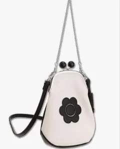 MARY QUANT マリークワント ショルダーバッグのサムネイル