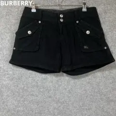 BURBERRYブラックショートパンツ フラップポケット付き