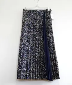 新品 タグ付き UNTITLED ヴィンテージ風フラワープリントプリーツスカート