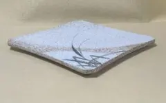 モダンなお皿　陶器　 平皿　焼き物　和柄