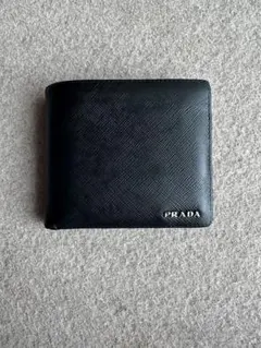 【破格・定価7万円】美品 PRADA サフィアーノ 二つ折り財布 ブラック 廃盤
