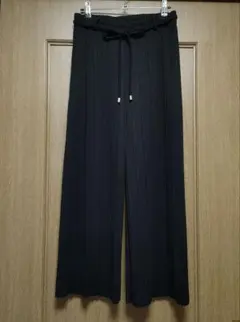 美品【チャオパニック】プリーツパンツ ブラック